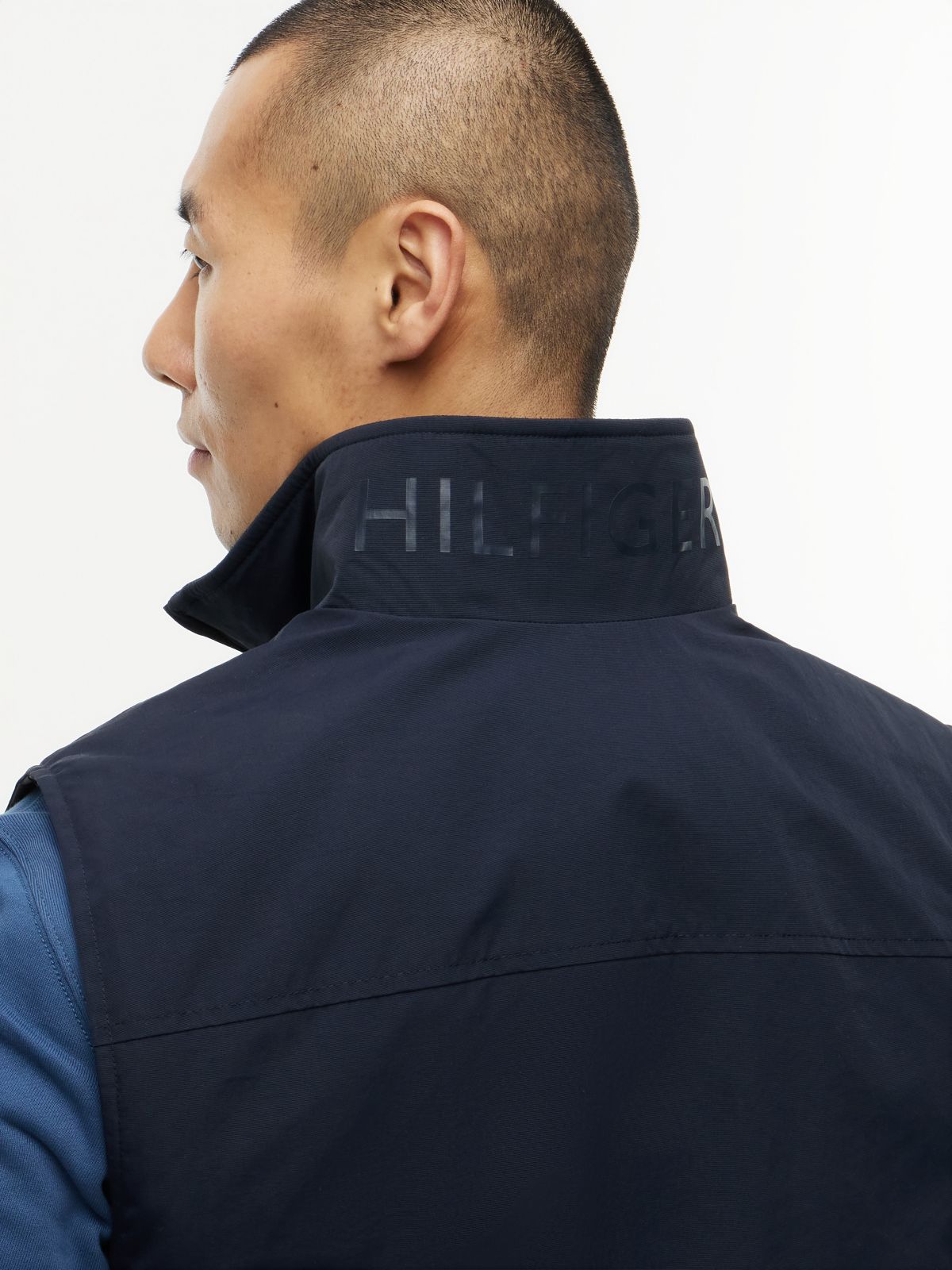 Water-Repellent Regatta Vest — Navy