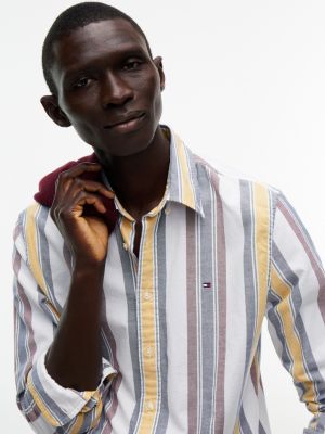 Мужские рубашки Tommy Hilfiger Regular Fit Multi-Striped Oxford Shirt — фото 3