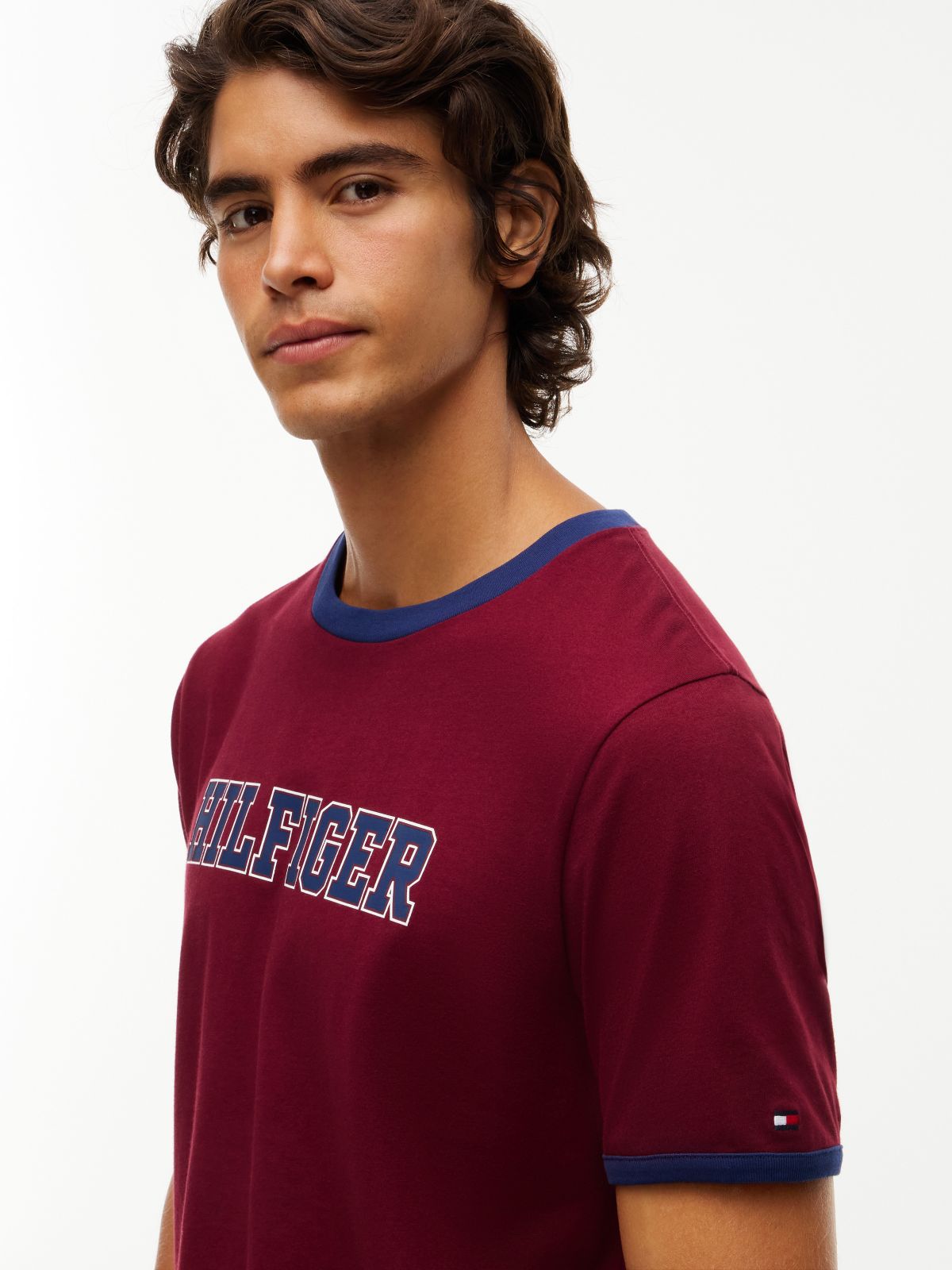 Hilfiger Logo Ringer T-Shirt — Burgundy