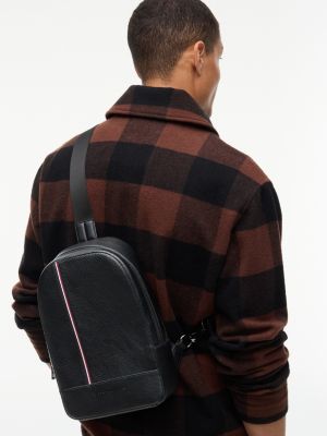 Мужские сумки Tommy Hilfiger Signature Stripe Pebbled Sling — фото 2