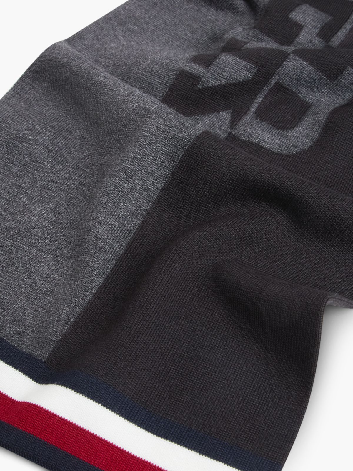 Intarsia Tommy Logo Scarf — Black/Multi