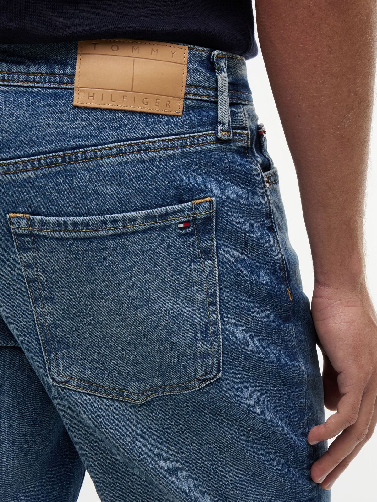Straight Jean — Medium Wash Denim
