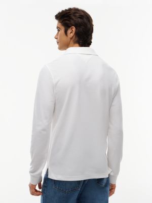Мужское поло Tommy Hilfiger Regular Fit Block Stripe Wicking Polo, цвет: Экрю — фото 4