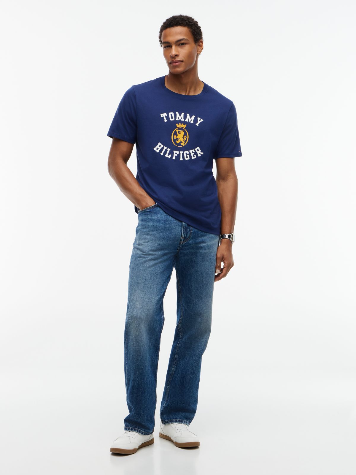 Tommy Crest Logo T-Shirt — Preppy Navy