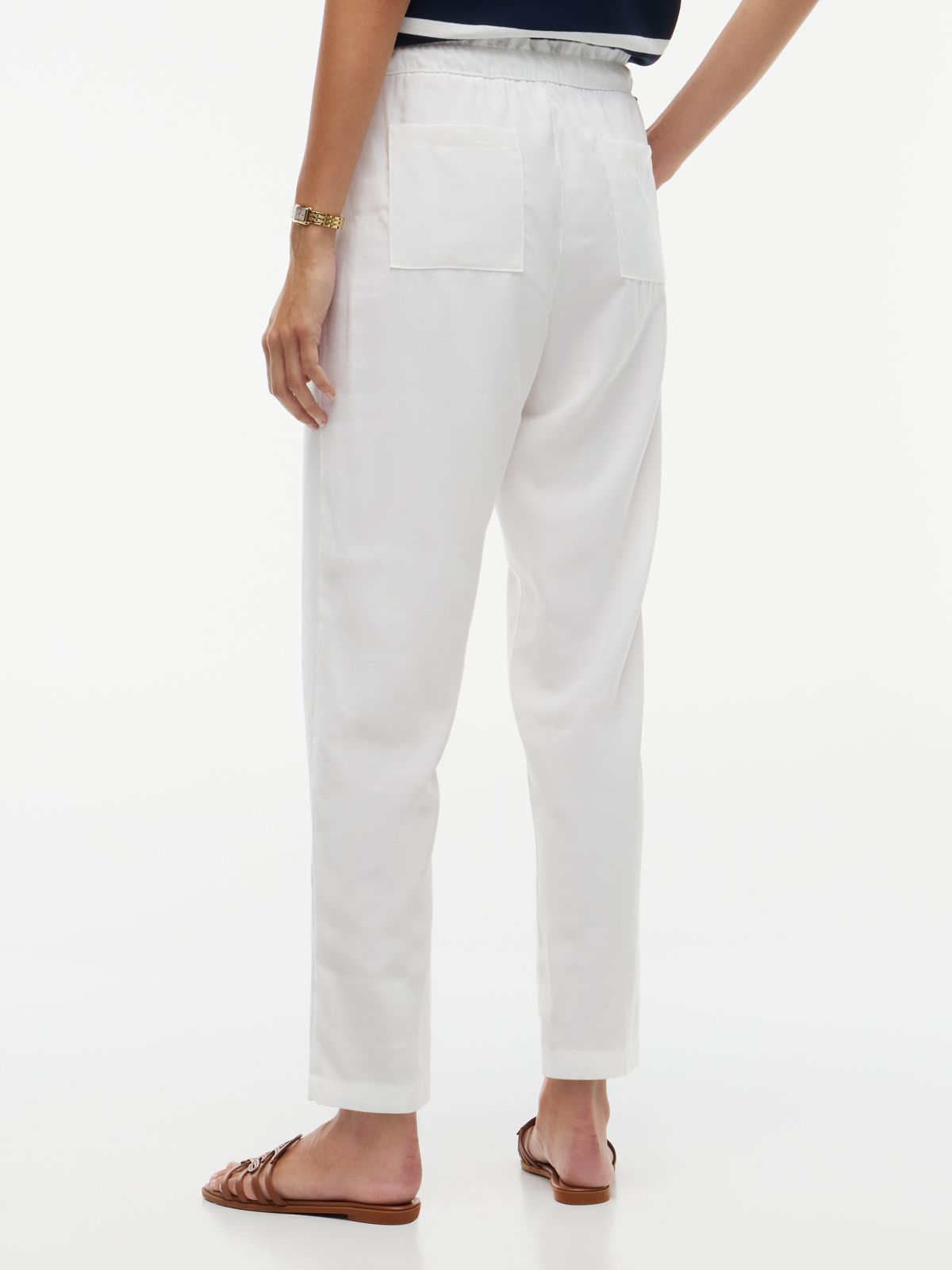 Sueded Twill Lightweight Jogger Pant — Ecru