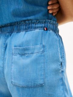Lightweight Pull-On Short — Light Wash Chambray 3