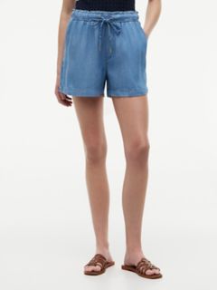 Lightweight Pull-On Short — Light Wash Chambray 1