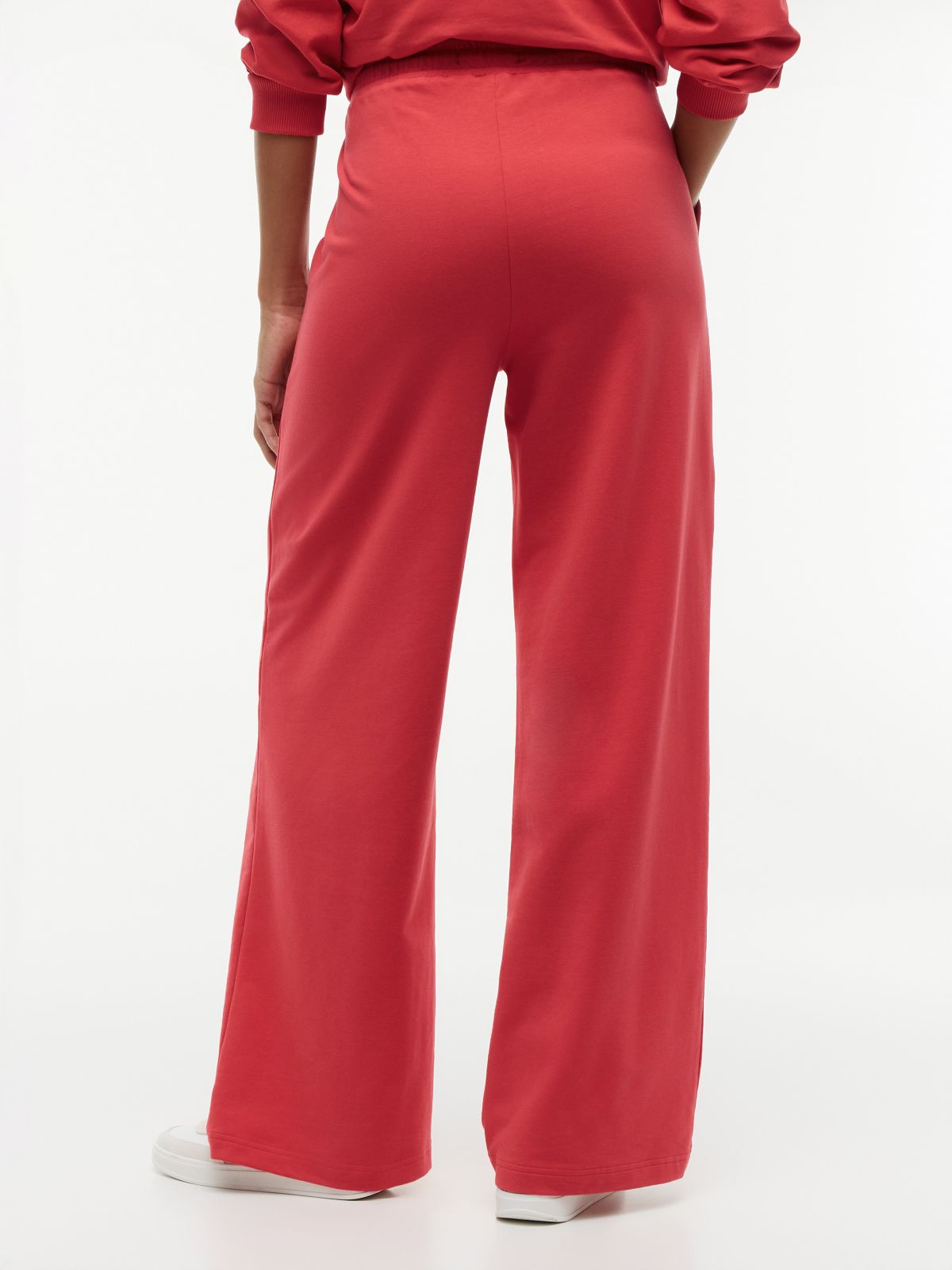 Straight-Leg Sweatpant — Vintage Red