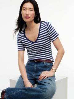 V-Neck Striped Favorite T-Shirt — Preppy Navy 3