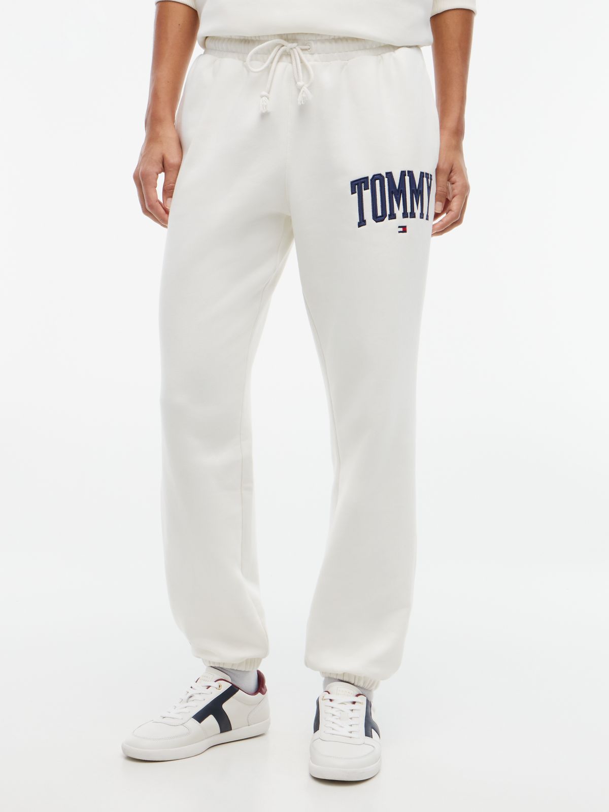Varsity Tommy Logo Sweatpant — Ivory