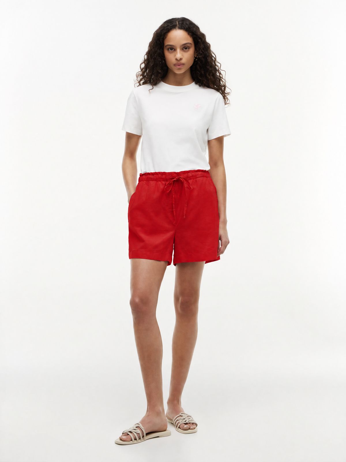 Linen-Cotton Blend Pull-On Short — Deep Crimson