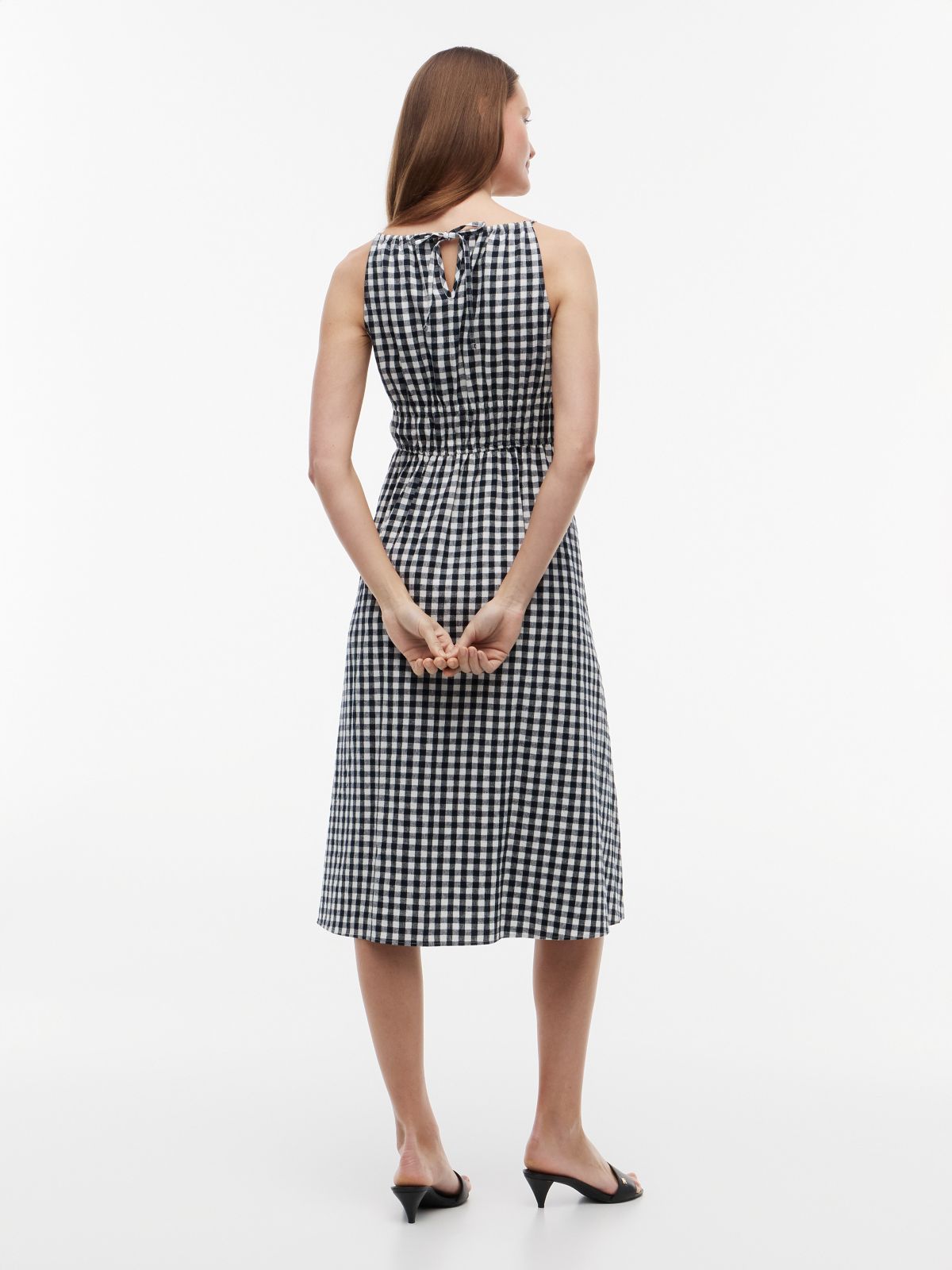 Gingham Shirred Linen-Blend Midi Dress — Navy Blue