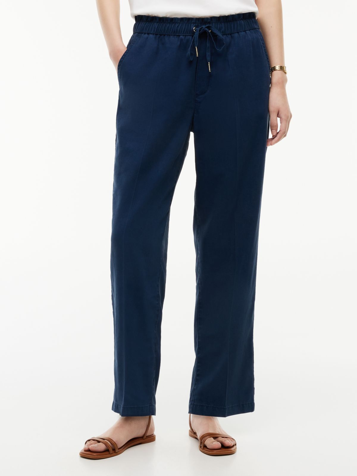 Lightweight Jogger Pant — Navy