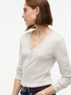Gold-Button Rib-Knit Henley — Dark Beige 3