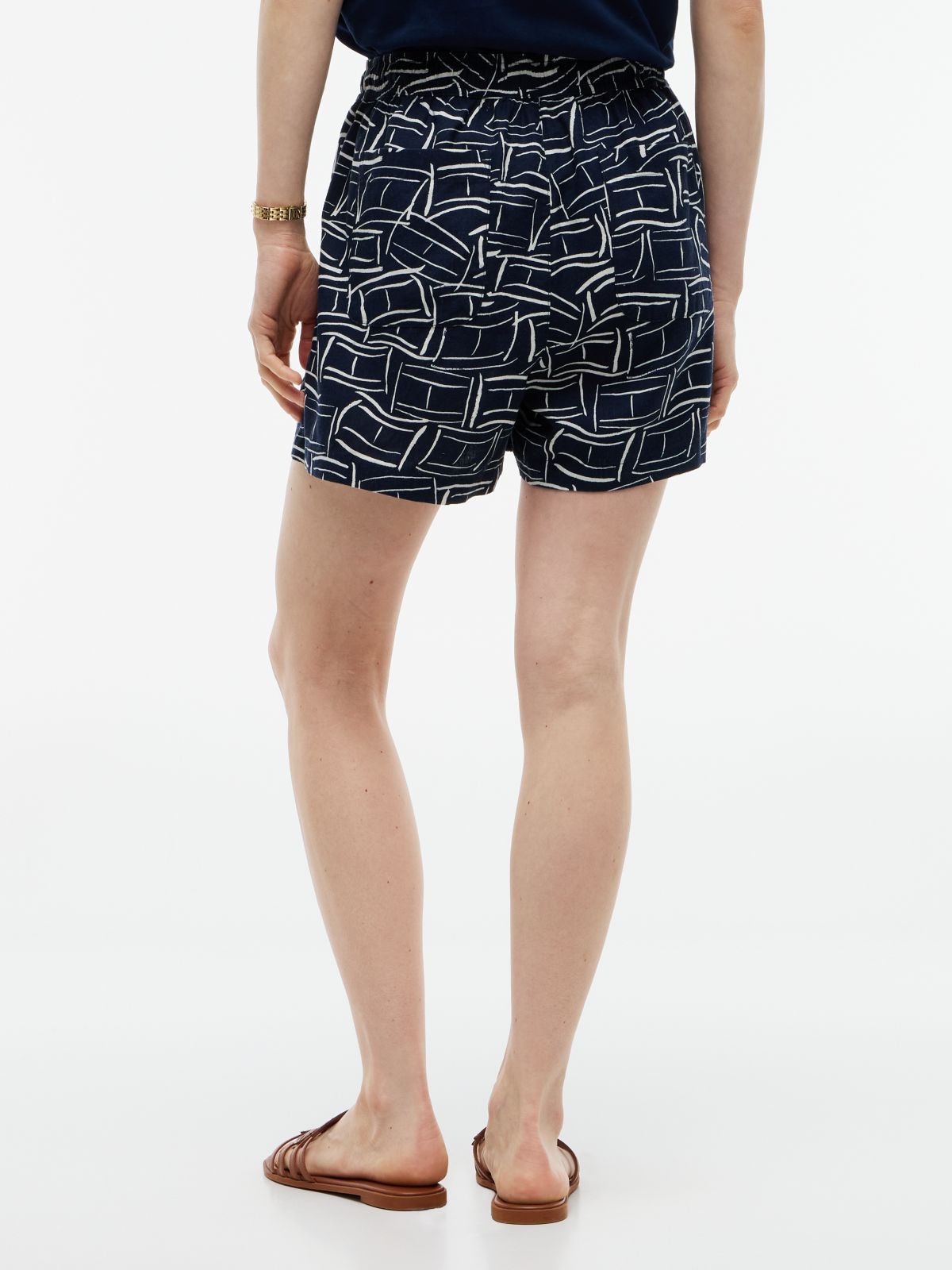 Allover Flag Linen-Blend Pull-On Short — Navy Blue