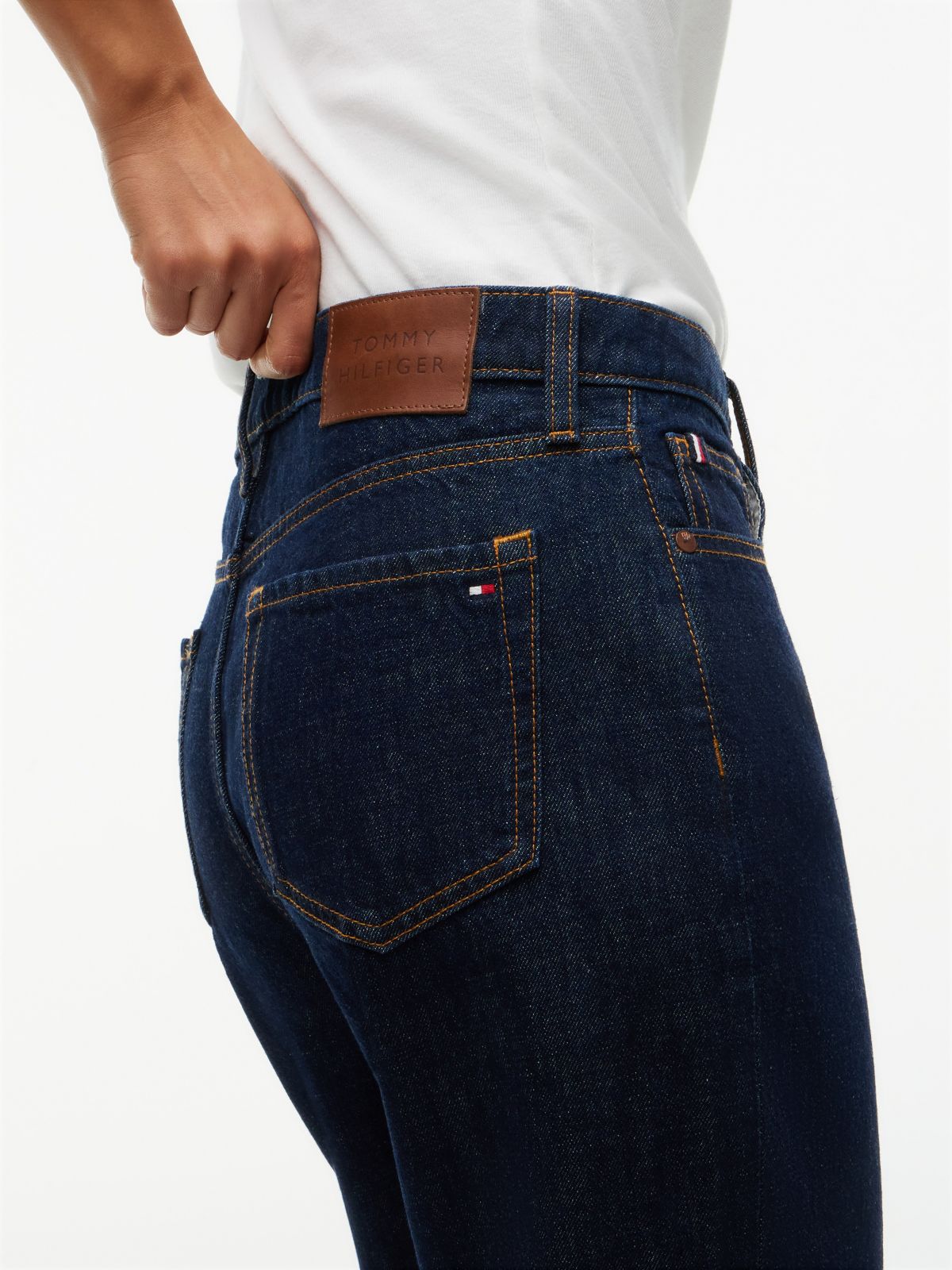 High-Rise Classic Straight Jean — Rinse