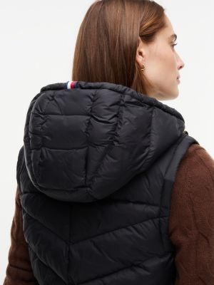 Женские жилеты Tommy Hilfiger Lightweight Quilted Hooded Vest — фото 3