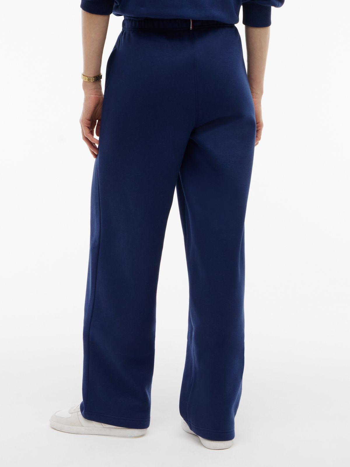 Varsity Crest Brushed-Back Sweatpant — Preppy Navy