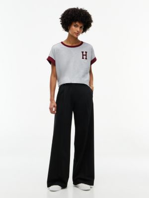 Женские футболки Tommy Hilfiger Varsity H-Logo T-Shirt — фото 2