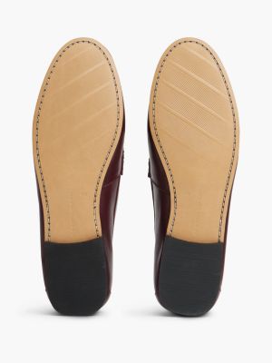 Женские туфли Tommy Hilfiger Chain-Link Leather Loafer, цвет: Тёмно-бордовый — фото 5