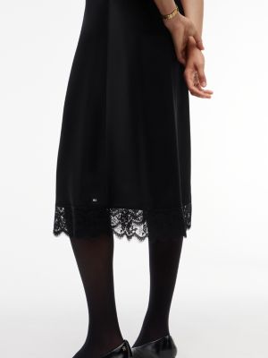 Женская юбка Tommy Hilfiger Lace-Trimmed Satin Midi Slip, цвет: Чёрный — фото 3