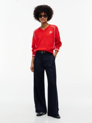 Женский свитер Tommy Hilfiger Script Monogram V-Neck, цвет: Глубокий малиновый — фото 2