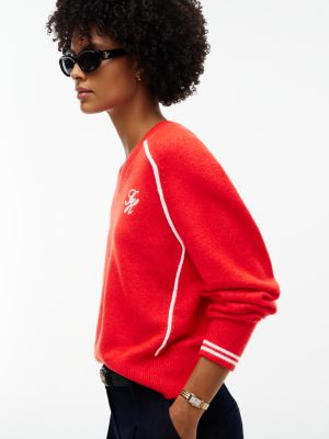 Женский свитер Tommy Hilfiger Script Monogram V-Neck, цвет: Глубокий малиновый — фото 3